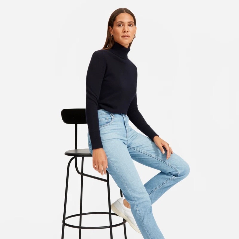 Everlane Cheeky Straight Jean Light Blue